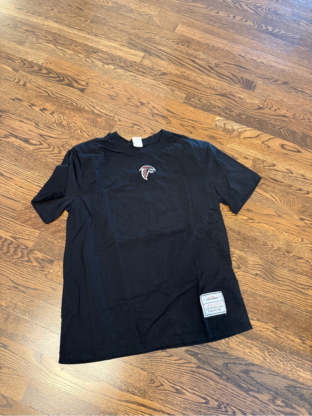NFL Black Short-Sleeve Falcons Logo Tee